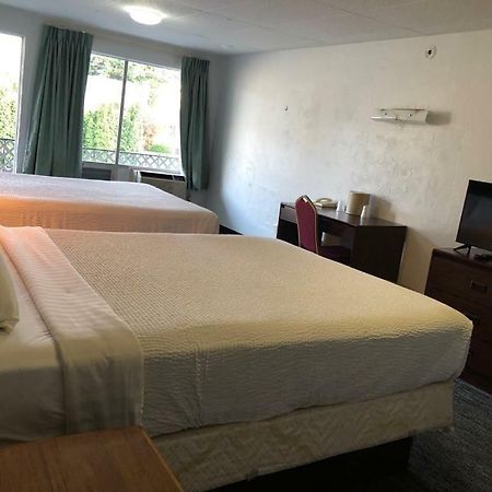 Portland Super Value Inn Ngoại thất bức ảnh