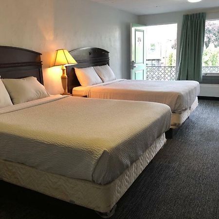 Portland Super Value Inn Ngoại thất bức ảnh